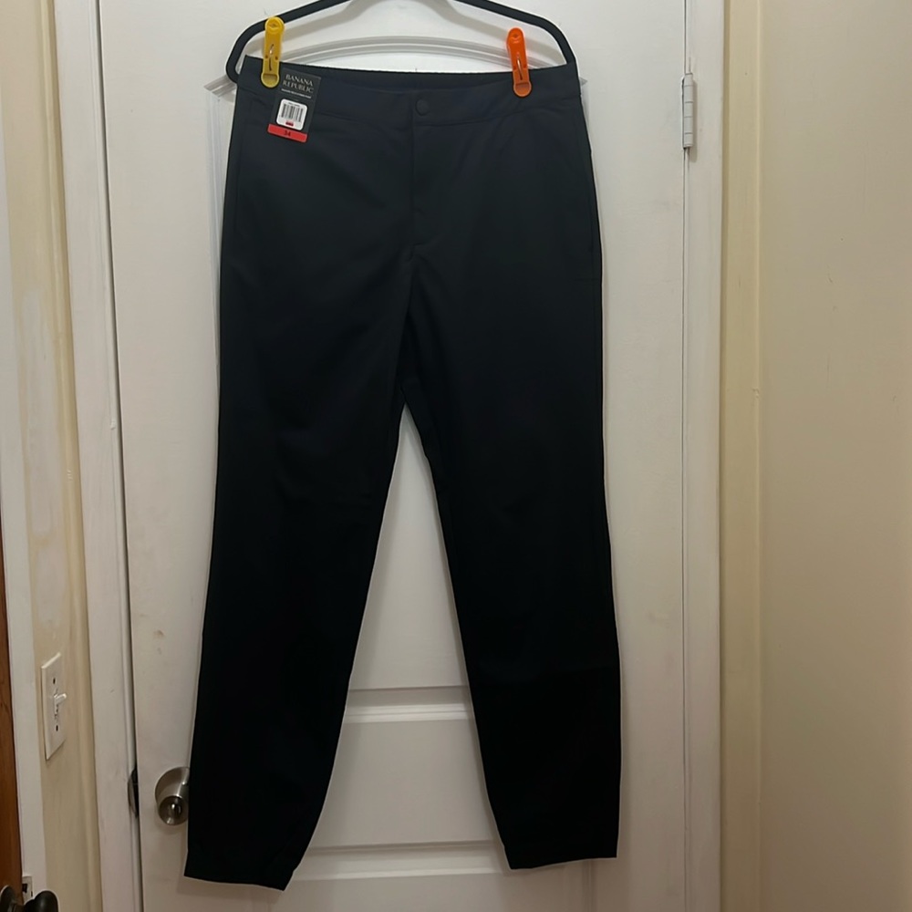 NWT Banana Republic Black  joggers size 34